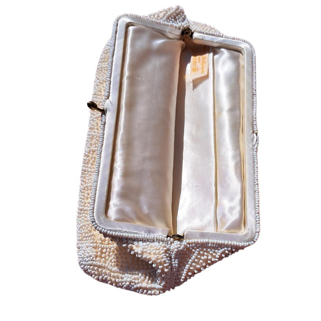 Blanco clutch perlitas - Boutique Insomnia Vintage