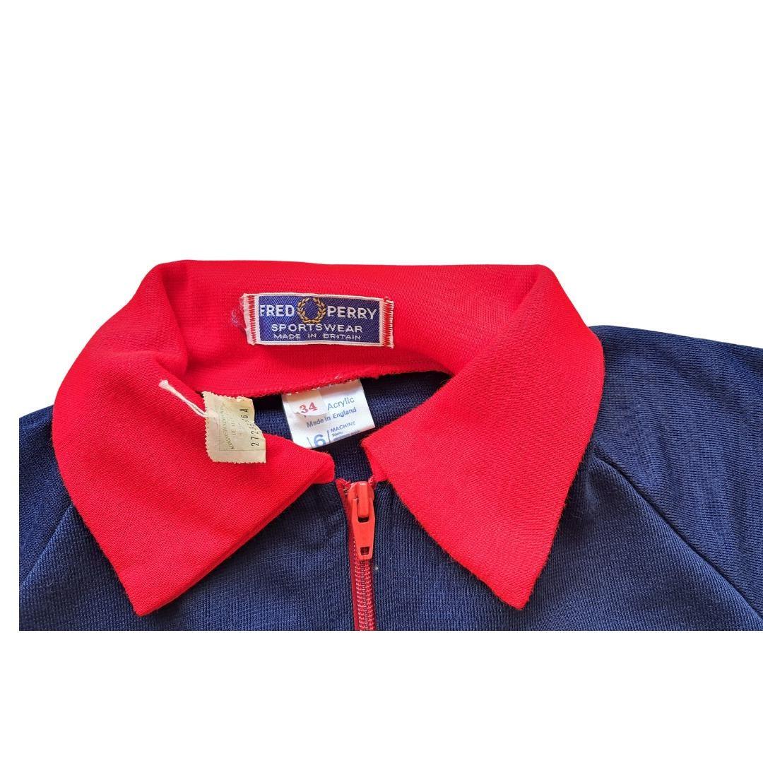 Chaqueta azul y rojo Fred Perry - Boutique Insomnia Vintage