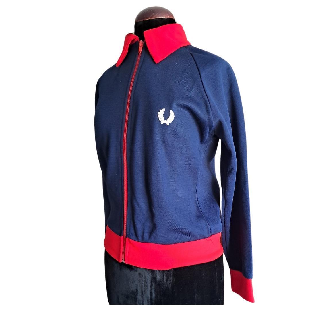 Chaqueta azul y rojo Fred Perry - Boutique Insomnia Vintage